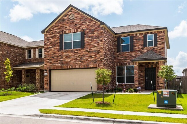 Building Photo - 6729 Horseshoe Pond Dr