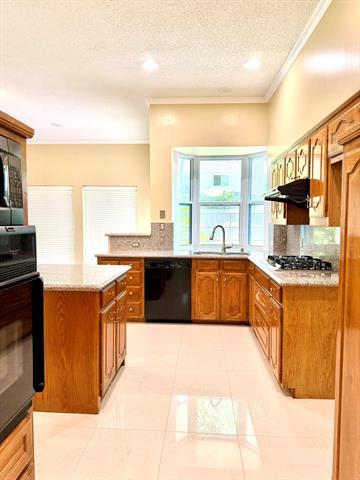 Building Photo - 1410 Indian Lake Trail