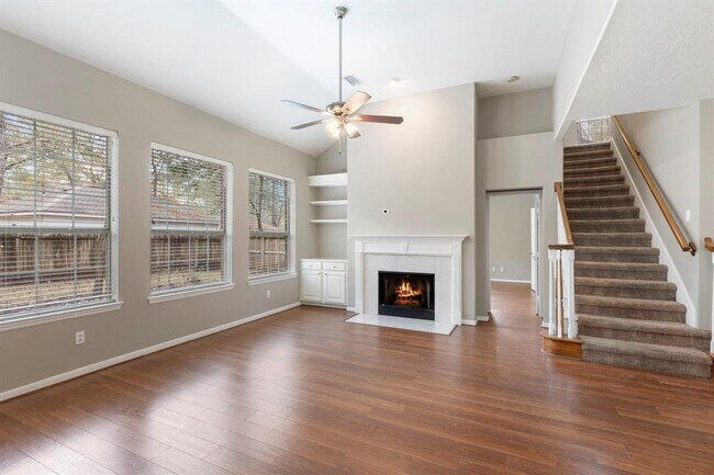 Building Photo - 138 W Bristol Oak Cir