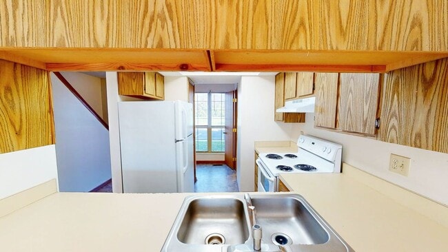 Building Photo - 5929 Shadow Lake Cir