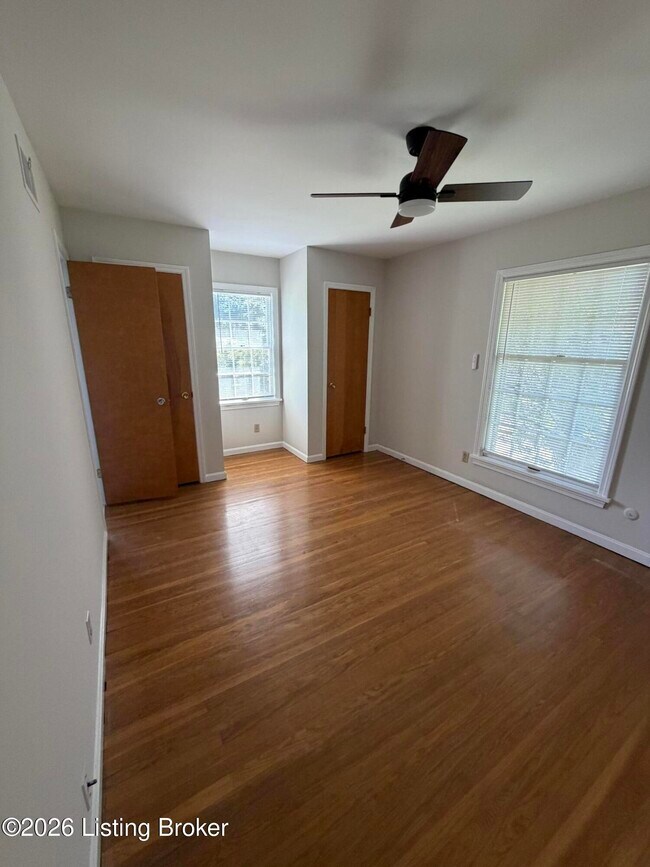Building Photo - 3101 Sunny Ln