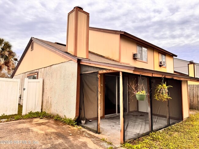 Building Photo - 516 Aquatic Dr