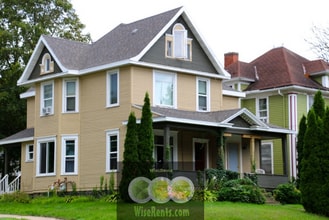 Building Photo - 303 W Pleasant St