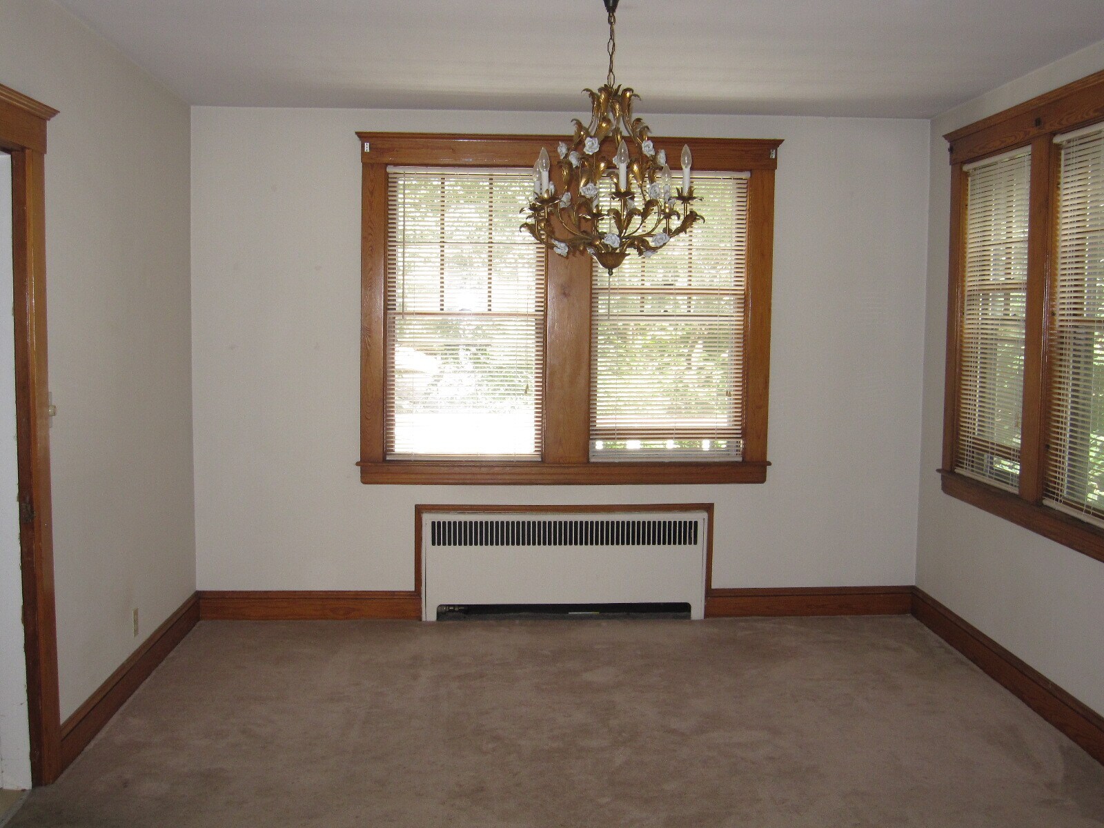 Building Photo - 31 Underwood Ave