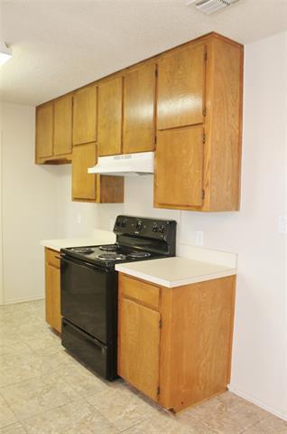 Building Photo - 1104 Curtis Dr