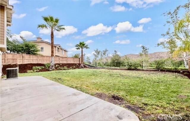 Building Photo - 32040 Poppy Way