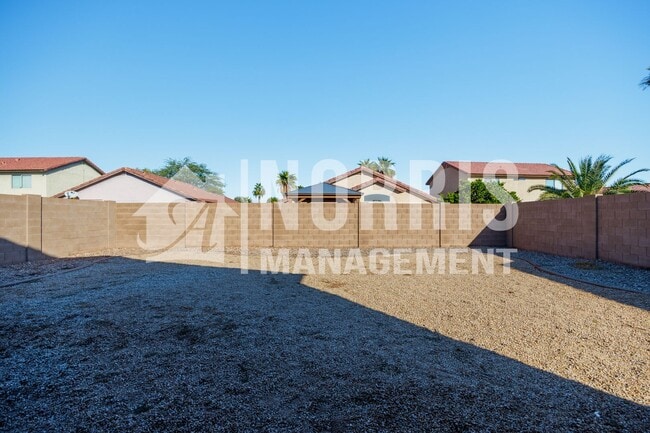 Building Photo - Beautiful Updated Home with ALL Appliances