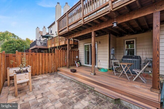 Building Photo - 5944 Wescott Hills Way