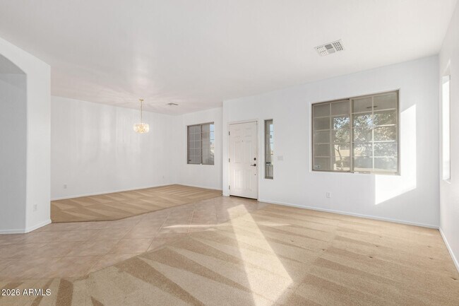 Building Photo - 7402 N 88th Ln