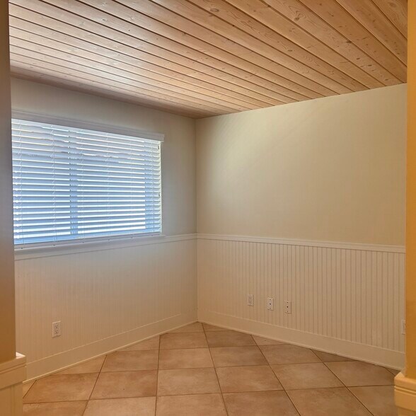 Building Photo - 3329 Harbor Blvd