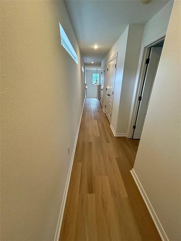 Building Photo - 600 N Tennyson Ln