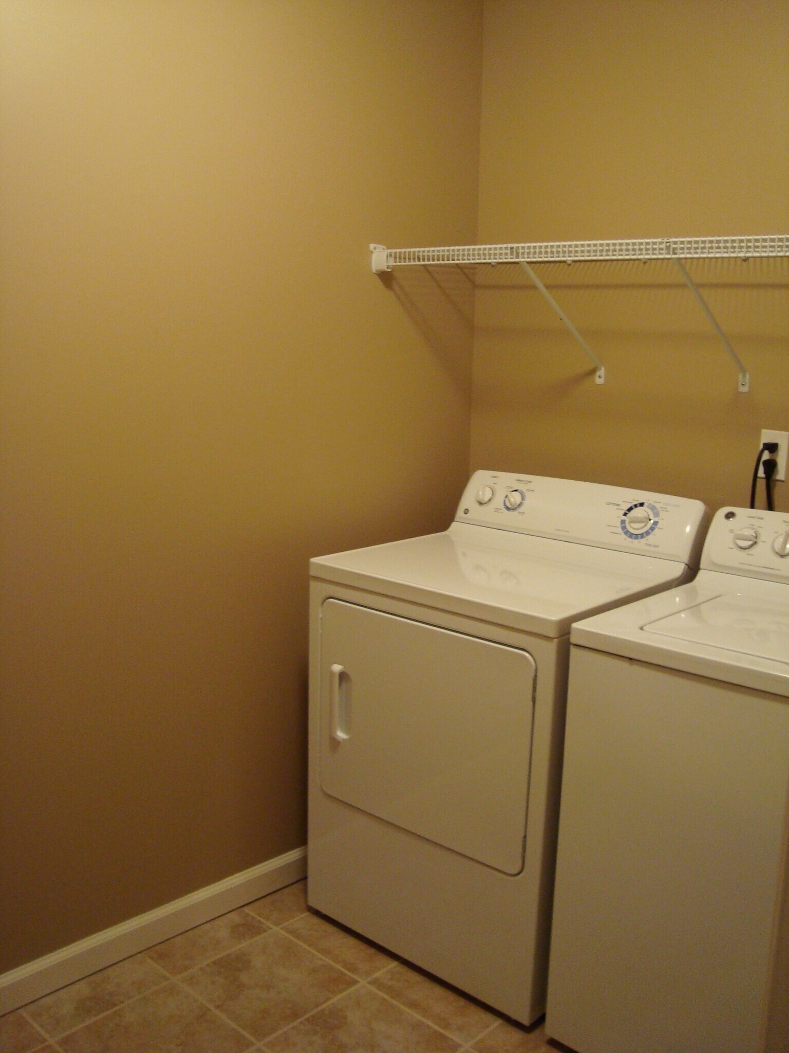 Building Photo - 35 Norton St