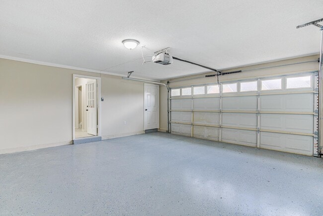 Building Photo - 1937 Ada Ln