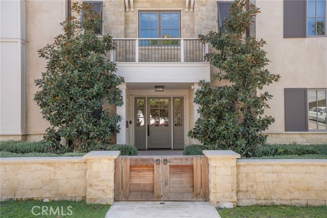 Building Photo - 328 28th St