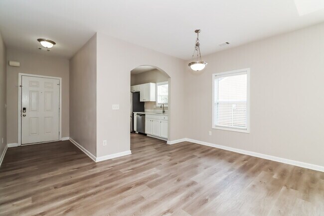 Building Photo - 18 Westin Way