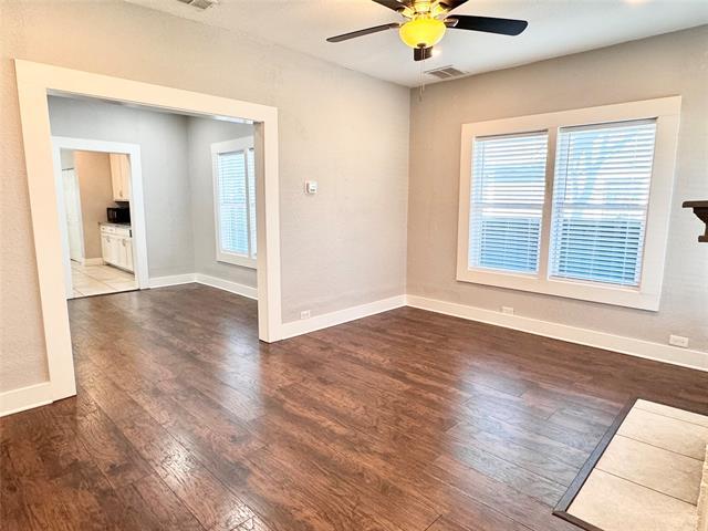 Building Photo - 3455 Roberts Ave