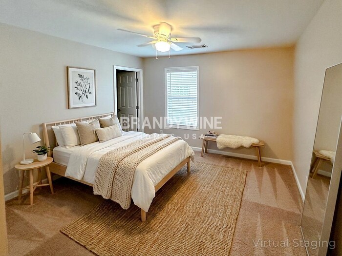 Building Photo - 527 Greyhawk Way