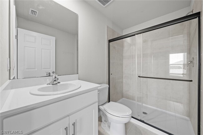 Building Photo - 2911 NW 9th Ave