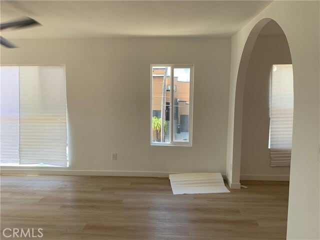 Building Photo - 1211 W 40th Pl