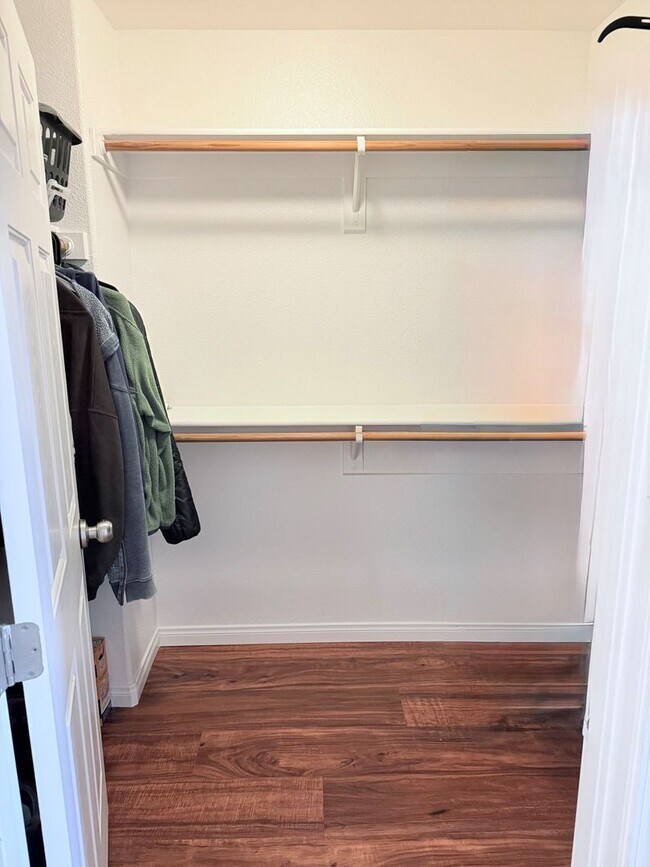 Building Photo - Move-In Ready Home in a Desirable Buellton Neighborhood