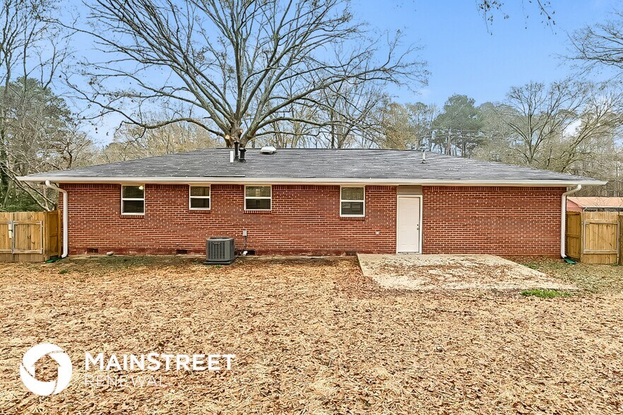 Building Photo - 8071 Devonshire Dr