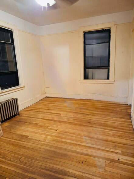 Building Photo - 100 Van Buskirk Rd