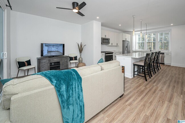 Building Photo - 2440 18th St S