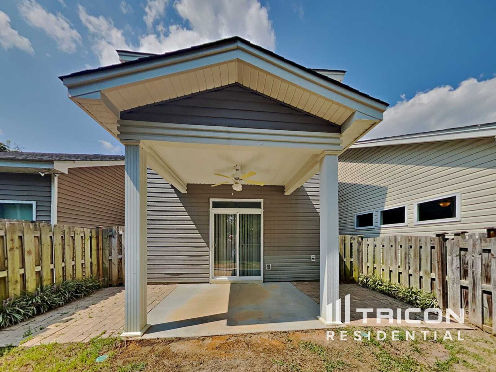 Building Photo - 314 Forest Green Dr