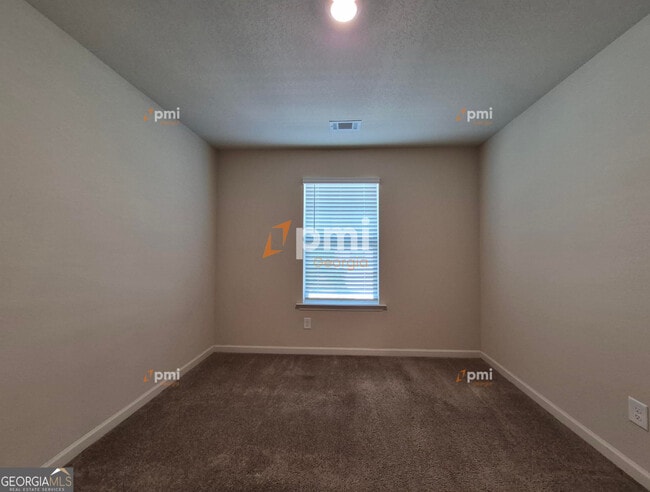 Building Photo - 533 Moline Wy