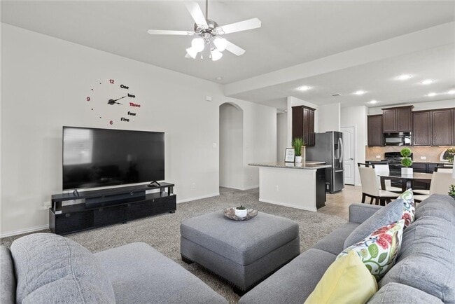 Building Photo - 24526 Forest Canopy Dr