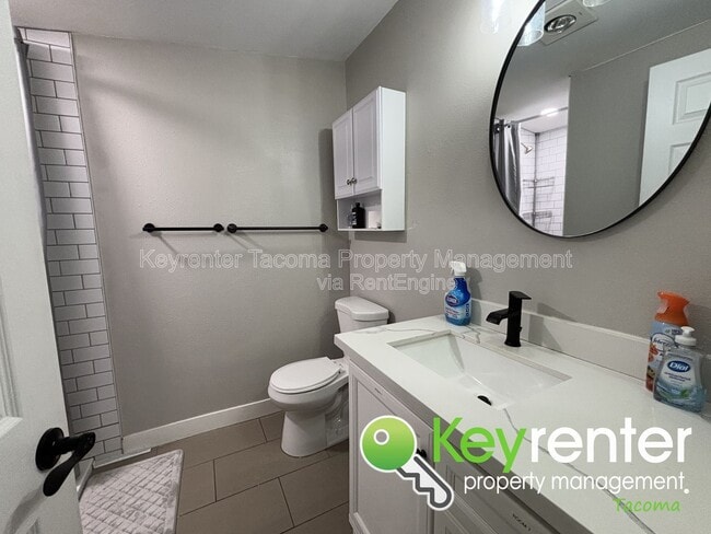 Building Photo - 1520 S 56th St