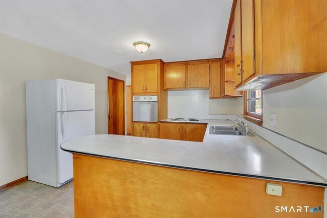 Building Photo - 57 Alanby Dr