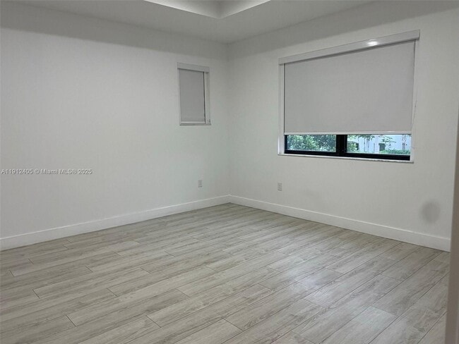 Building Photo - 10440 NW 78th Terrace