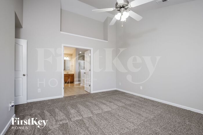 Building Photo - 4242 Glenmore Creek Dr