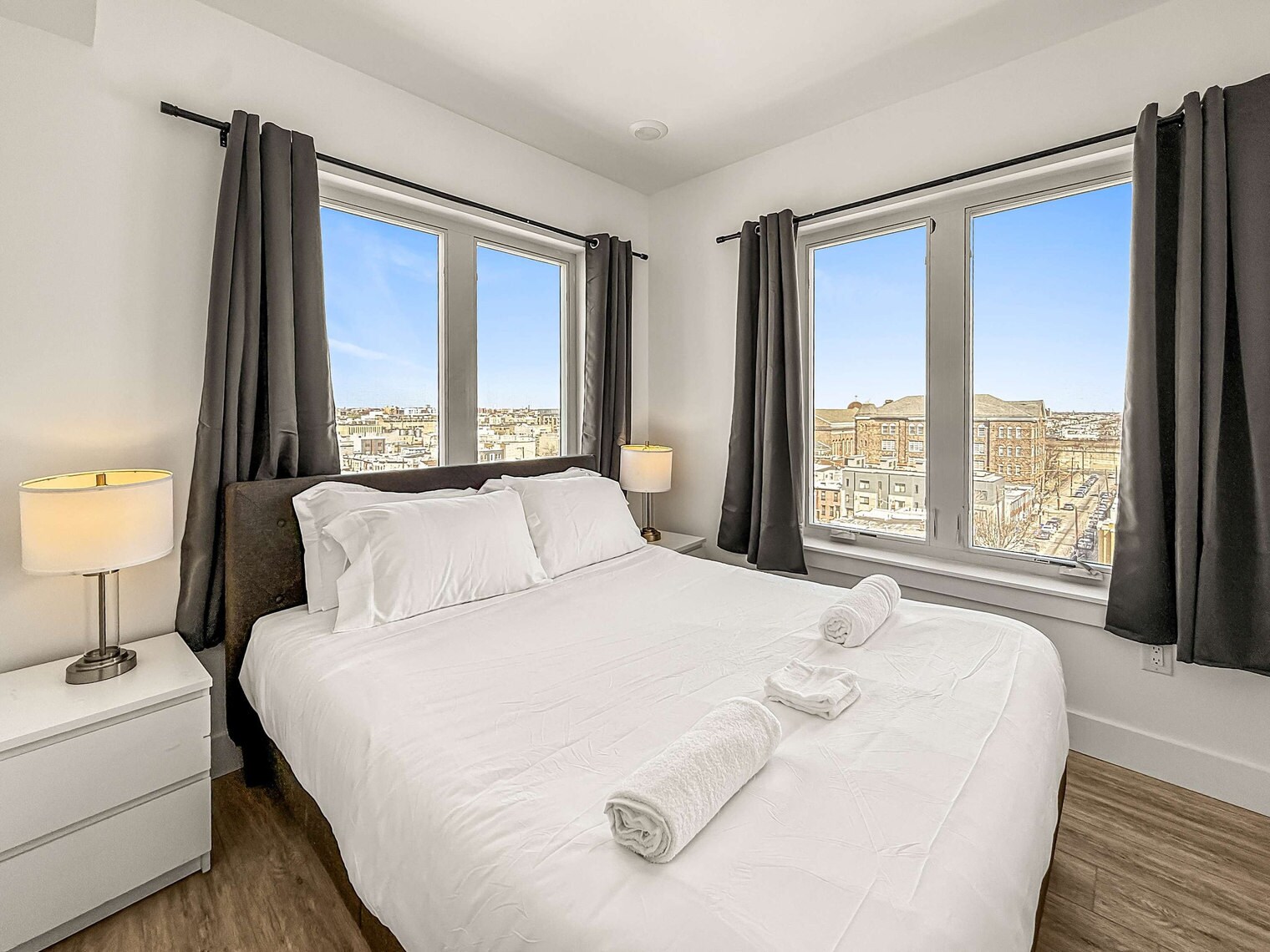 Building Photo - 2400 E Huntingdon St