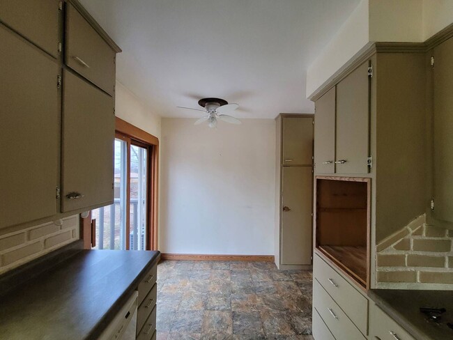 Building Photo - 3 bed 1 Bath Single Family Home in Rothschild