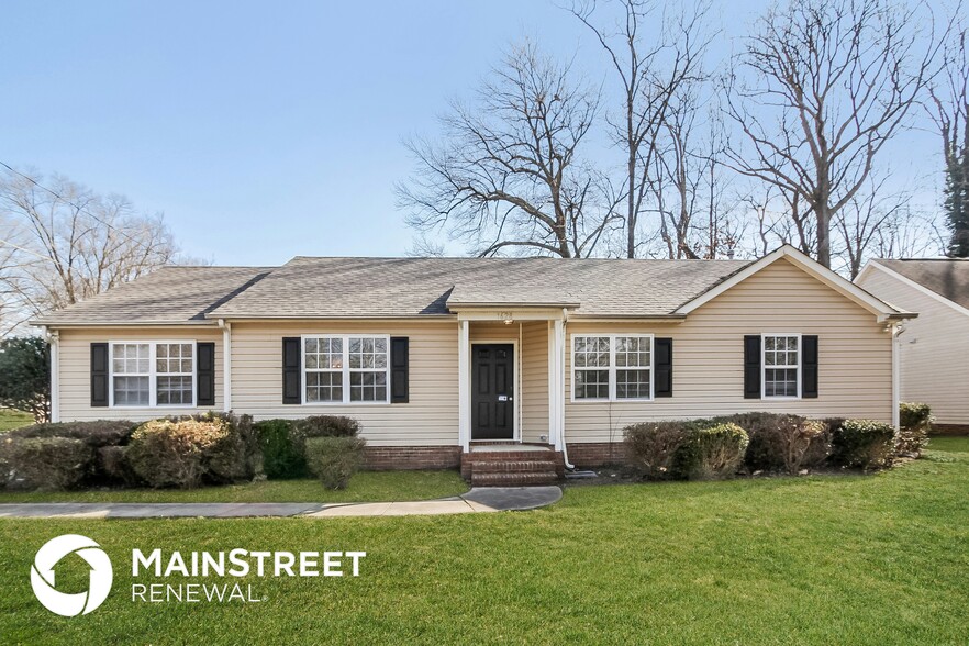 Building Photo - 1628 Lisbon Ln