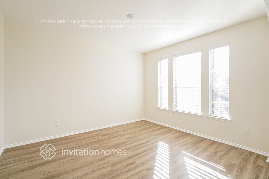 Building Photo - 817 Longleaf Dr