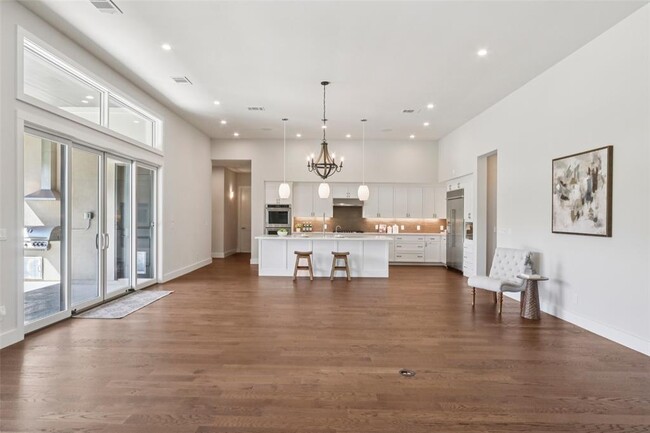 Building Photo - 2404 Sailboat Pass