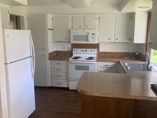 Building Photo - Comfortable Single-Level Living on a Quiet Cul-de-Sac in Walnut Grove!