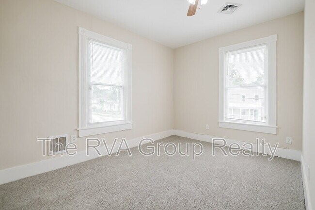 Building Photo - 1145 Farmer St