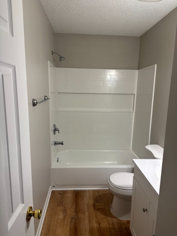 Building Photo - 161 Mill Creek Dr
