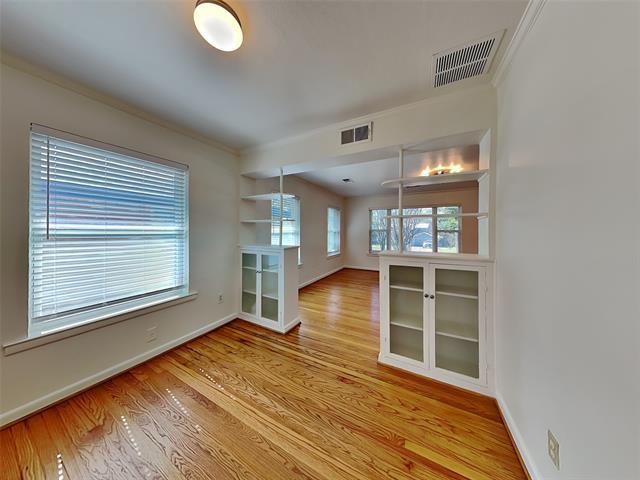 Building Photo - 2102 Elmwood Blvd