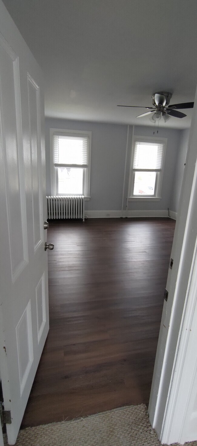 Entrance - 2029 Walnut St