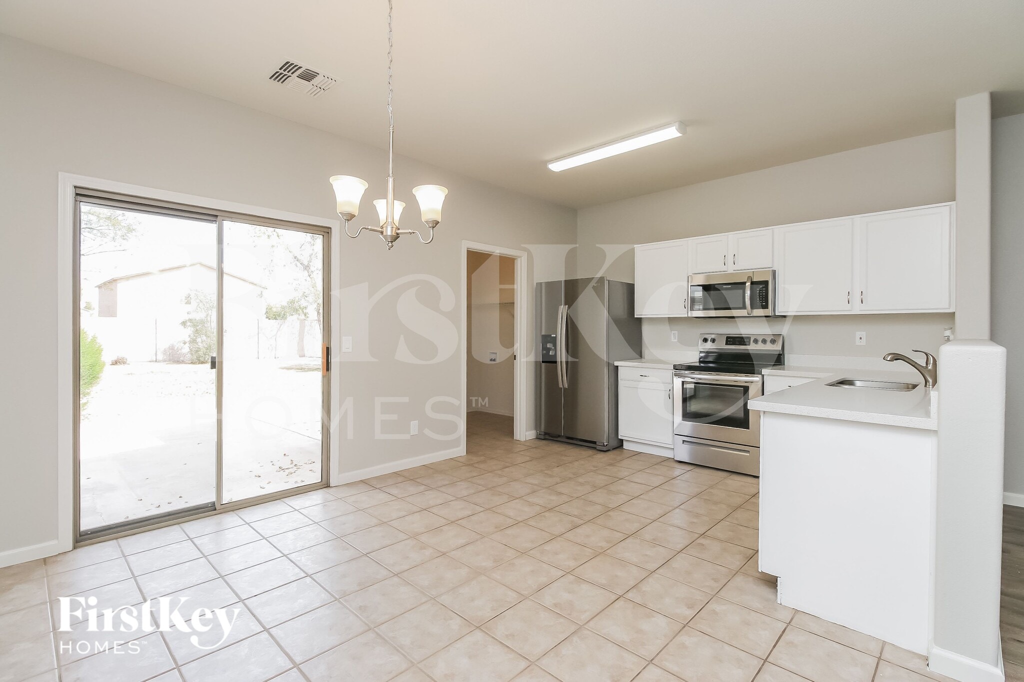 Building Photo - 1232 E Omega Dr