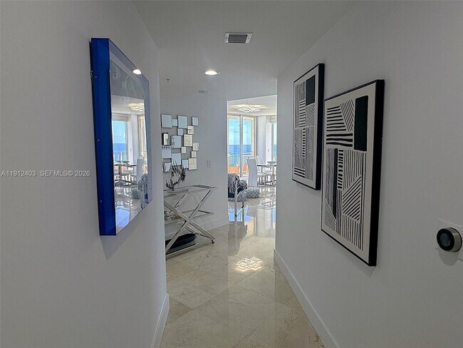 Building Photo - 2080 S Ocean Dr