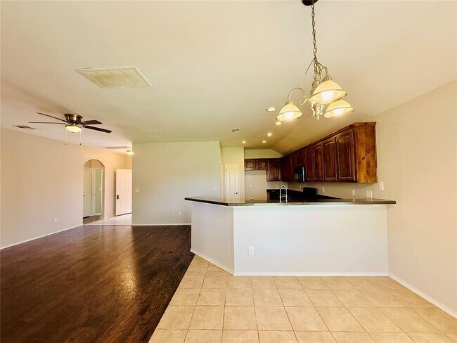 Building Photo - 11237 NW 97th St