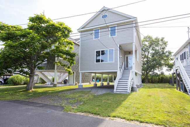 Primary Photo - 7 Saye St