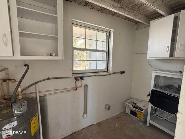 Building Photo - 101 Roberta Rd