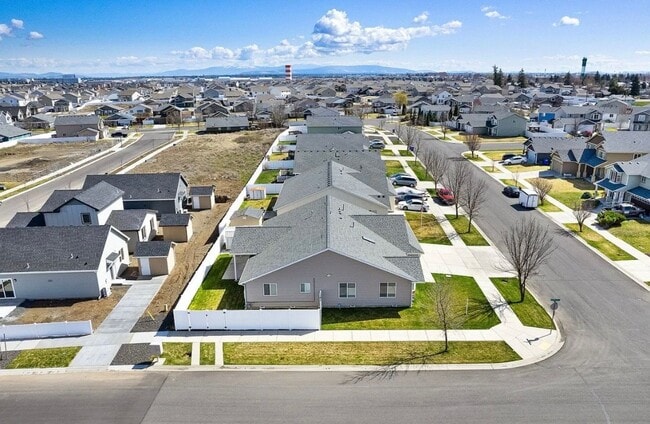 Building Photo - 13440 W Whitetip Ave